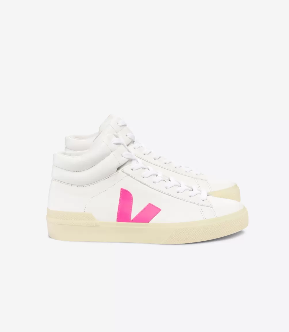 VEJA Adults<MINOTAUR LEATHER WHITE SARI BUTTER