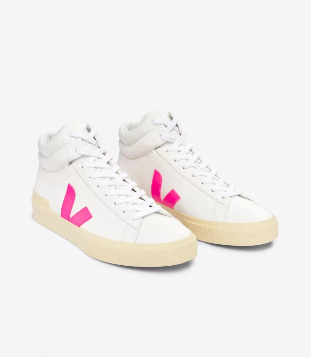 VEJA Adults<MINOTAUR LEATHER WHITE SARI BUTTER