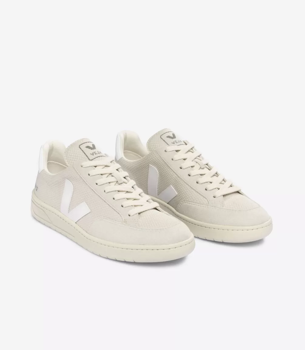 VEJA Adults<V-12 ALVEOMESH NATURAL WHITE