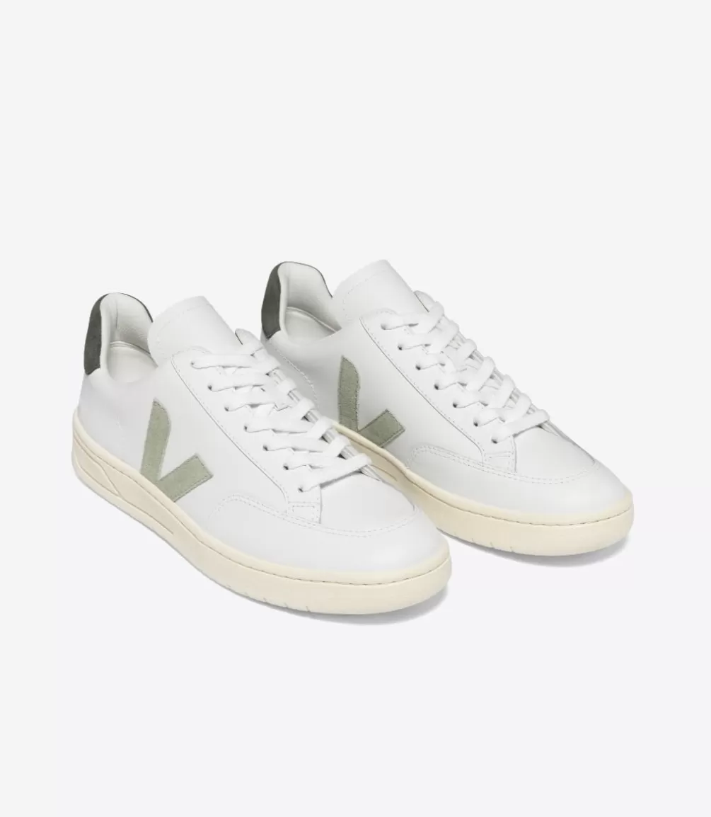 VEJA V-12<V-12 LEATHER WHITE CLAY MUD